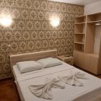 Трехместный (Комната с двуспальной и односпальной кроватями), Гостевой дом Маракеш