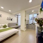 Студио (Апартаменты №28 "Cтудия-Делюкс"), Апартаменты Саквояж