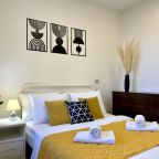 Апартаменты (Апартаменты №12 "Стандарт"), Апартаменты Саквояж