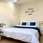 Апартаменты (Апартаменты №9 "Люкс" на мансардном этаже), Апартаменты Саквояж