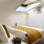 Апартаменты (Апартаменты №1 "Стандарт" на мансардном этаже), Апартаменты Саквояж