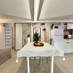 Апартаменты (Апартаменты №1 "Стандарт" на мансардном этаже), Апартаменты Саквояж