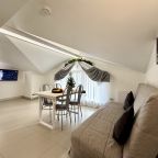 Апартаменты (Апартаменты №1 "Стандарт" на мансардном этаже), Апартаменты Саквояж