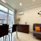 Апартаменты (Апартаменты №4 "Комфорт" с балконом), Апартаменты Саквояж