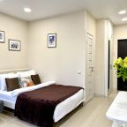 Апартаменты (Апартаменты №29 "Cтудия-Делюкс"), Апартаменты Саквояж