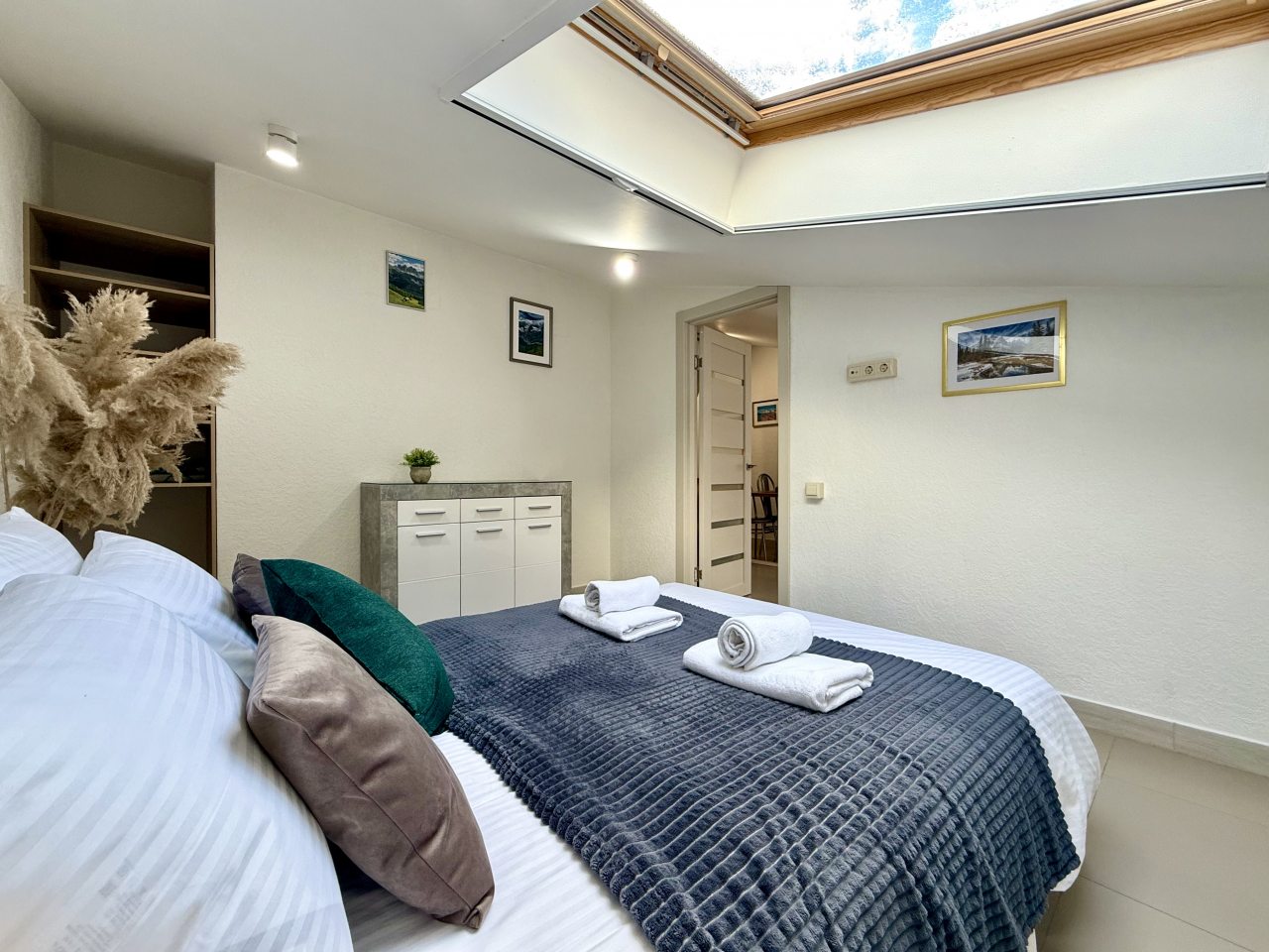 Апартаменты (Апартаменты №4 