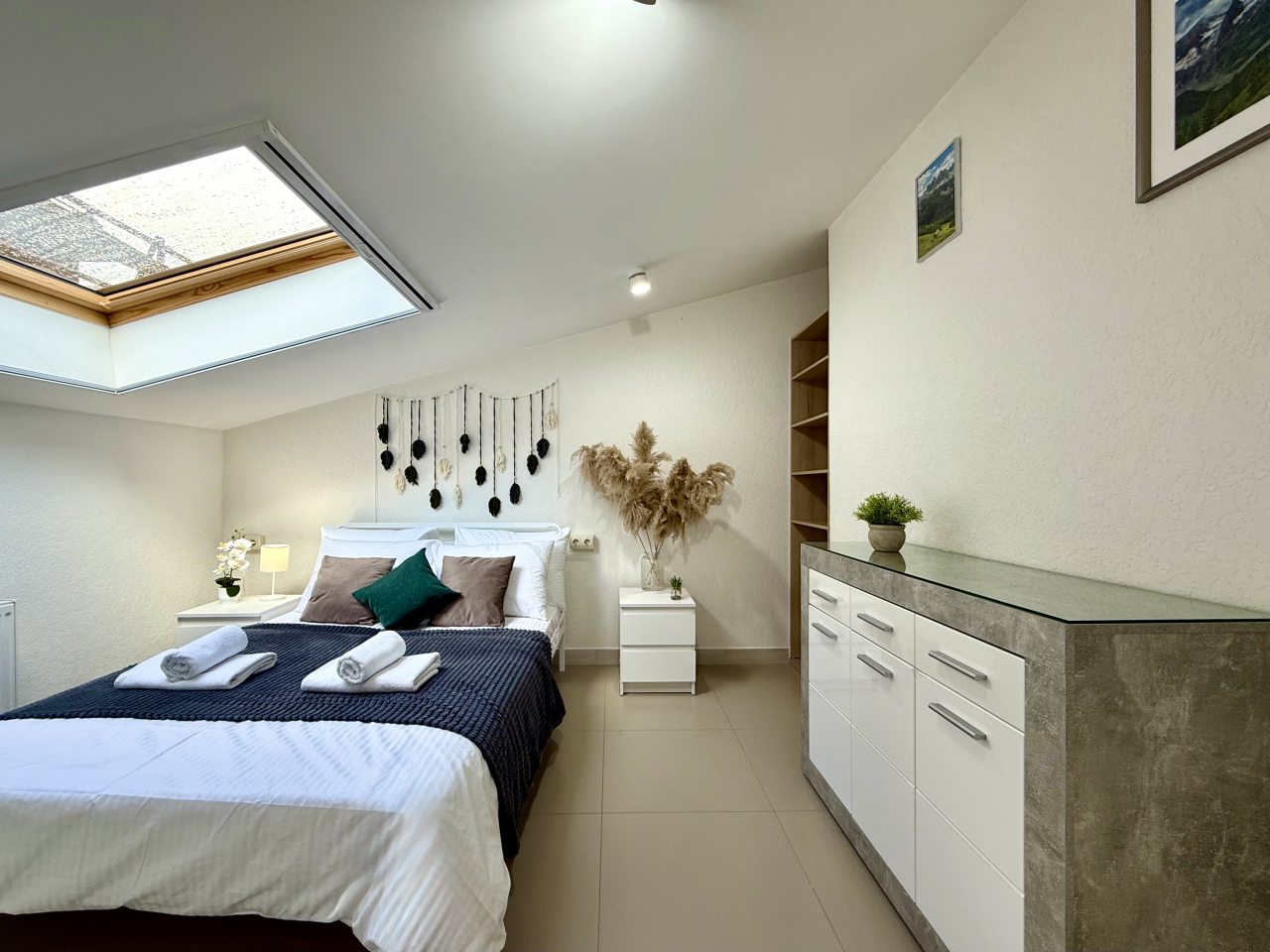 Апартаменты (Апартаменты №4 