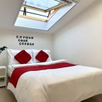 Апартаменты (Апартаменты №8 "Полулюкс" на мансардном этаже), Апартаменты Саквояж