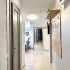 Апартаменты (Апартаменты №10 "Люкс" на мансардном этаже), Апартаменты Саквояж