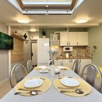 Апартаменты (Апартаменты №10 "Люкс" на мансардном этаже), Апартаменты Саквояж