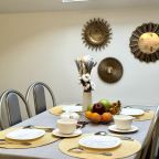 Апартаменты (Апартаменты №10 "Люкс" на мансардном этаже), Апартаменты Саквояж