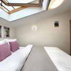 Апартаменты (Апартаменты №7 "Полулюкс" на мансардном этаже), Апартаменты Саквояж