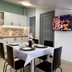 Апартаменты (Апартаменты №11 "Семейный Люкс" на мансардном этаже), Апартаменты Саквояж