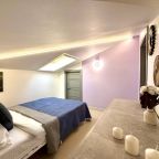 Апартаменты (Апартаменты №11 "Семейный Люкс" на мансардном этаже), Апартаменты Саквояж