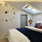 Апартаменты (Апартаменты №12 "Семейные" на мансардном этаже), Апартаменты Саквояж