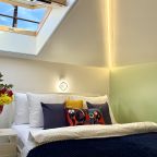 Апартаменты (Апартаменты №12 "Семейные" на мансардном этаже), Апартаменты Саквояж