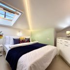 Апартаменты (Апартаменты №12 "Семейные" на мансардном этаже), Апартаменты Саквояж