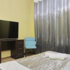 Апартаменты (с двуспальной кроватью и диваном - кроватью), Apart M Hotel