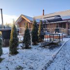 Дом (С камином, баней и купелью на террасе), Коттедж SNHAUS