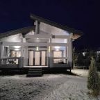 Дом (Из бруса с камином и баней из осины для 6 человек), Коттедж SNHAUS