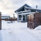 Дом (Из бруса с камином и баней из липы для 6 человек), Коттедж SNHAUS