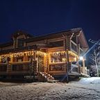 Дом (С 3 спальнями и сауной для 10 человек), Коттедж SNHAUS