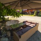 Своя ухоженная территория, Гостевой дом Удачный