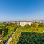 Апартаменты (Oplot Apartments SORRENTO PARK 111), Oplot Apartments Sorrento Park