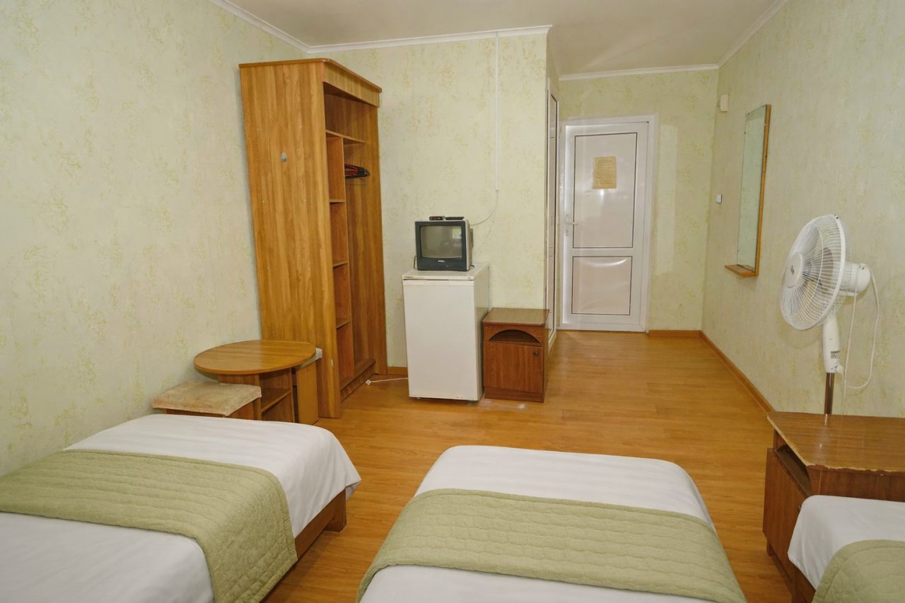 Трехместный (Стандарт), База отдыха Южный Парус