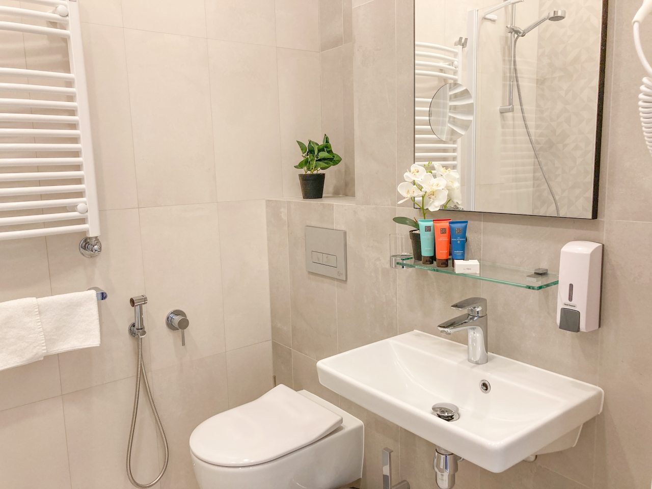 Апартаменты (Sun City Apartments 1 на 9 этаже), Апартаменты Сан Сити Апартментс 1