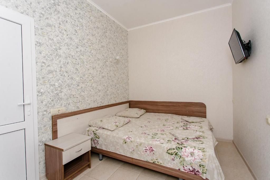 Двухместный (С одной кроватью) гостевого дома Анфолия, Витязево