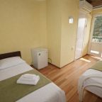 Трехместный (Стандарт), Гостевой дом Бригантина