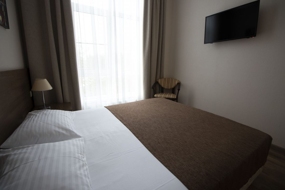 Трёхместный и более (Улучшенный трехместный) отеля Atmosfera Hotel & SPA, Сочи