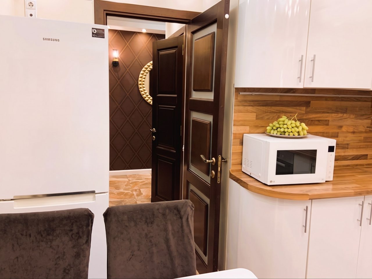 Квартира (Двухкомнатная на Роз 65), Двухкомнатная квартира на Роз 65