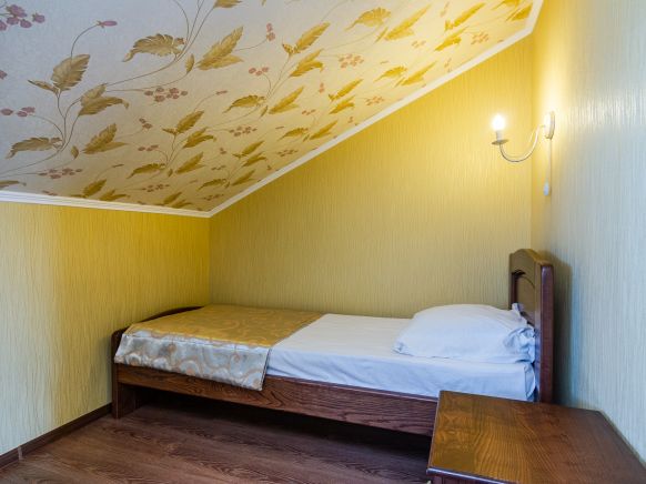 Фотография номера гостевого дома ЮГ