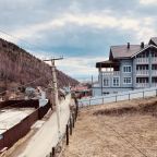 Апартаменты (Семейные 4-х местные), Гостевой дом Шале Листвянка