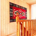 Лестница на втором этаже дома.