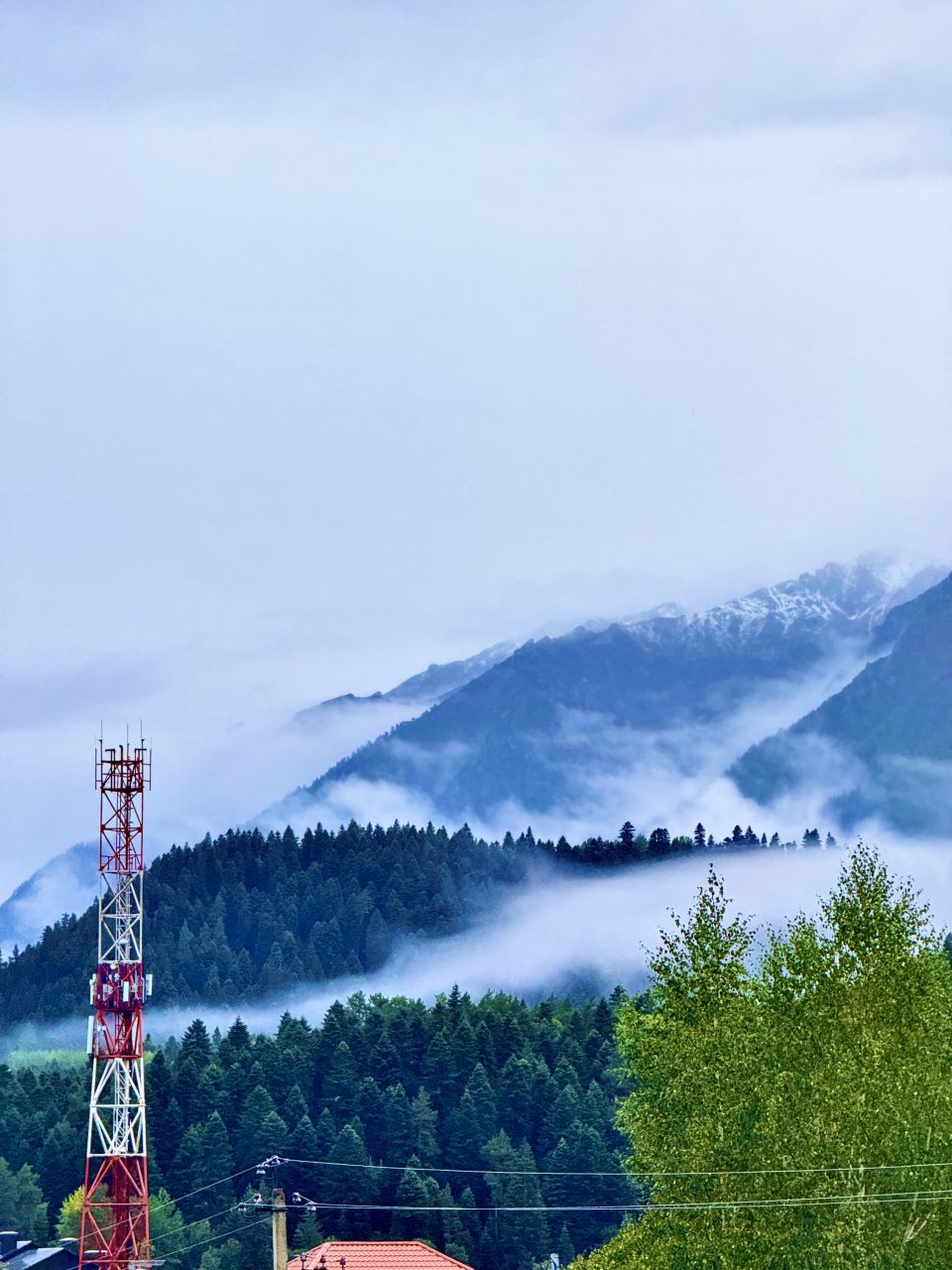 Семейный (Двухкомнатный улучшенный стандарт с видом на горы | без балкона | 2 этаж), Гостевой дом Hayat Haus