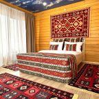 Апартаменты (Двухкомнатный комфорт с общей террасой и видом на горы | 2 этаж), Гостевой дом Hayat Haus