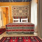 Апартаменты (Двухкомнатный комфорт с общей террасой и видом на горы | 2 этаж), Гостевой дом Hayat Haus