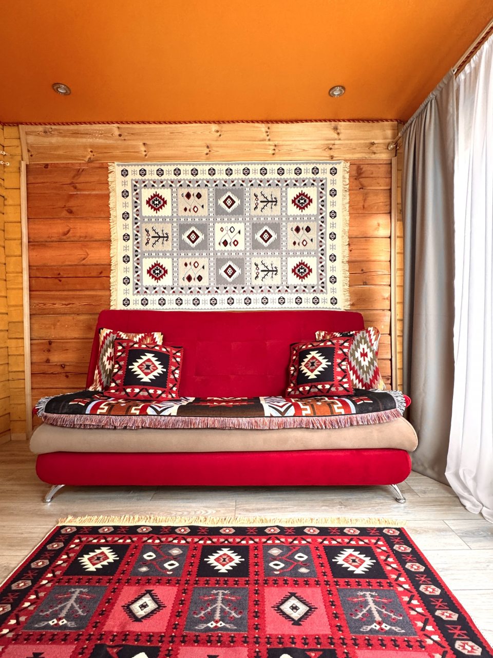 Апартаменты (Двухкомнатный комфорт с общей террасой и видом на горы | 2 этаж), Гостевой дом Hayat Haus