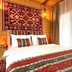 Двухместный (Стандарт с общей террасой и видом на горы | 2 этаж), Гостевой дом Hayat Haus