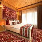 Двухместный (Стандарт с общей террасой и видом на горы | 2 этаж), Гостевой дом Hayat Haus