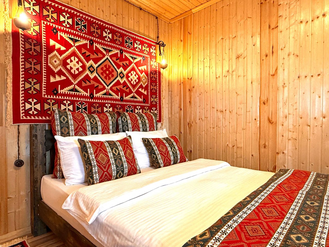 Номер (Двухместный улучшенный стандарт с общей террасой и видом на горы | 2 этаж), Гостевой дом Hayat Haus