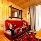 Номер (Двухместный улучшенный стандарт с общей террасой и видом на горы | 2 этаж), Гостевой дом Hayat Haus