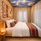 Номер (Трехкомнатный комфорт с общей террасой и видом на горы | 2 этаж), Гостевой дом Hayat Haus