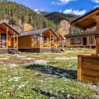 Беседки для отдыха, База отдыха Изумруд