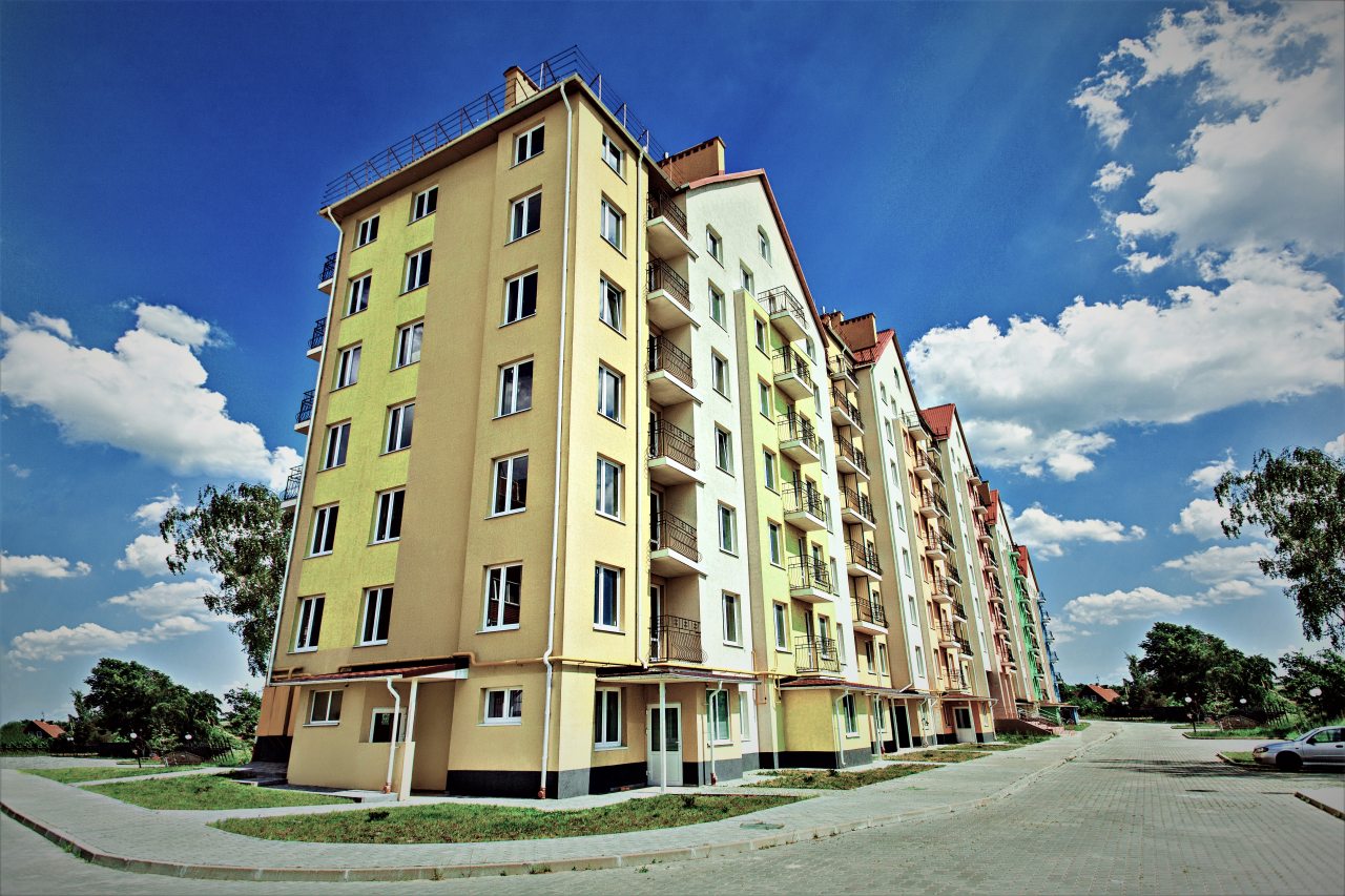 Пятиместный (N-63), Апартаменты Янтарная Корона
