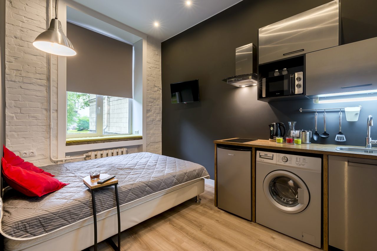 Двуспальная кровать