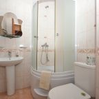 Четырехместный (Четырехместный), Отель Круиз